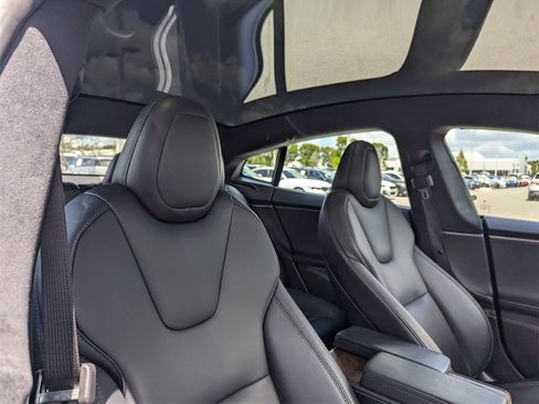 Used 2021 Tesla Model S Long Range Plus image 11