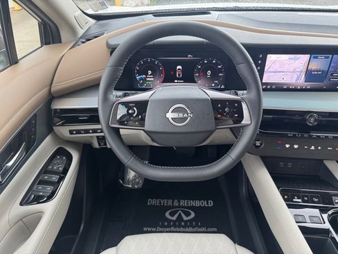 Used 2025 Nissan Murano Platinum w/ Cargo Package image 18