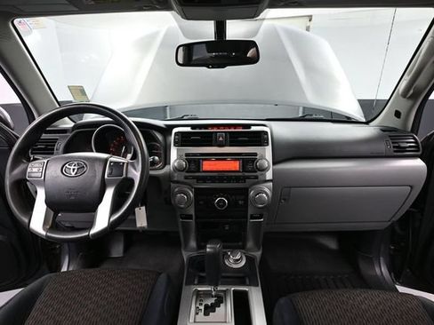 Used 2013 Toyota 4Runner SR5 w/ Convenience Pkg AWD/4WD image 23