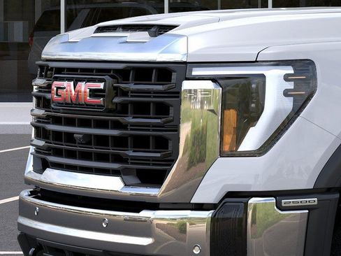 New 2026 GMC Sierra 2500 Pro w/ 1SA Pro Safety Plus Package AWD/4WD image 13