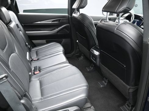 Used 2025 INFINITI QX60 Luxe AWD/4WD image 31