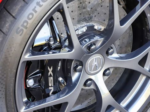 Used 2018 Acura NSX AWD/4WD image 15