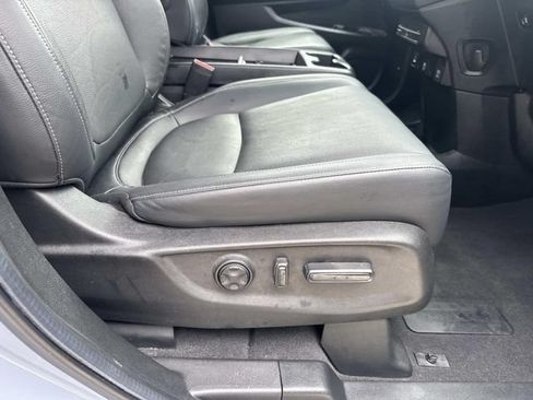 Used 2024 Honda Odyssey Touring image 12