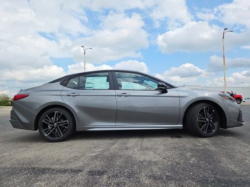 New 2026 Toyota Camry XSE FWD image 27