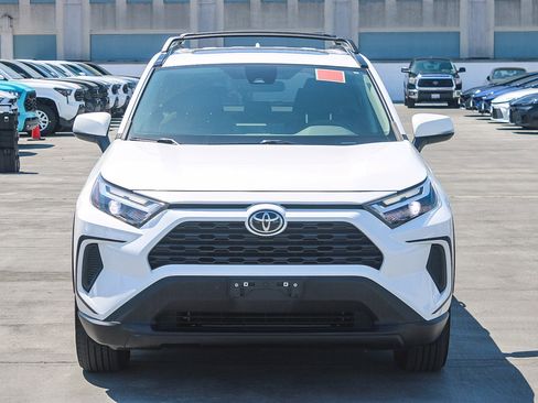 Used 2023 Toyota RAV4 XLE w/ Convenience Package image 3