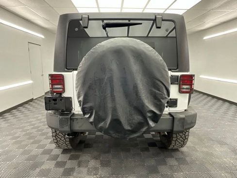 Used 2013 Jeep Wrangler Unlimited Sport image 19