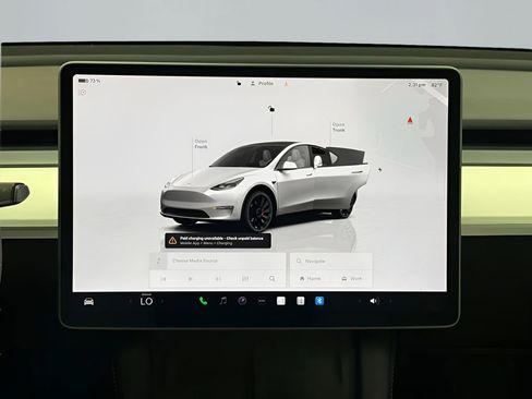 Used 2022 Tesla Model Y Performance AWD/4WD image 23