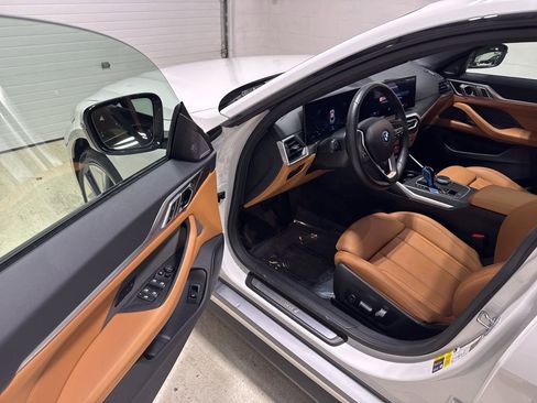 Used 2023 BMW i4 eDrive35 w/ Premium Package image 12