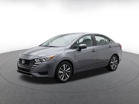 Used 2025 Nissan Versa SV FWD image 3