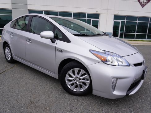 Used 2012 Toyota Prius Prime Hatchback 4D image 1