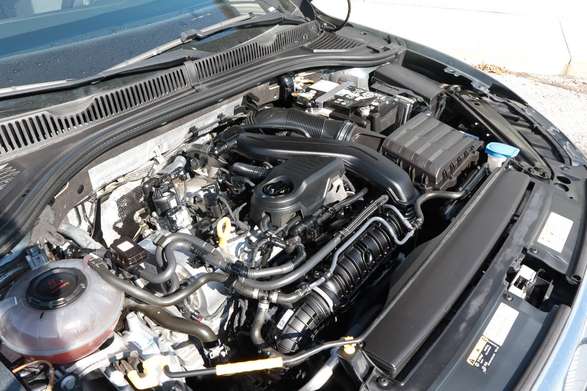 Used 2024 Volkswagen Jetta SE FWD image 19