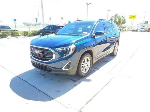 Used 2019 GMC Terrain SLE w/ Driver Convenience Package image 8