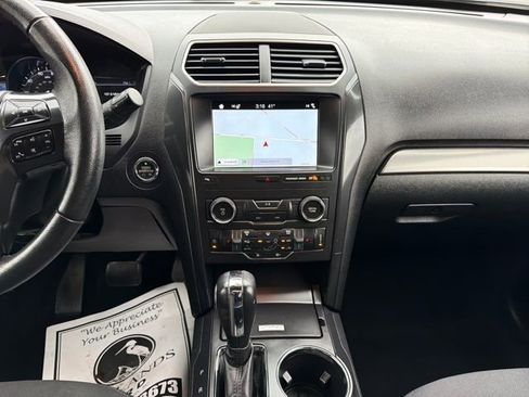 Used 2019 Ford Explorer XLT w/ Equipment Group 201A image 20