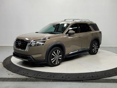 Used 2023 Nissan Pathfinder Platinum w/ Cargo Package