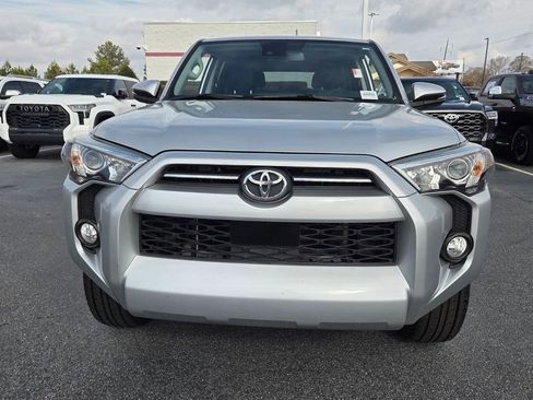 Used 2020 Toyota 4Runner SR5 Premium w/ Moonroof Package image 2