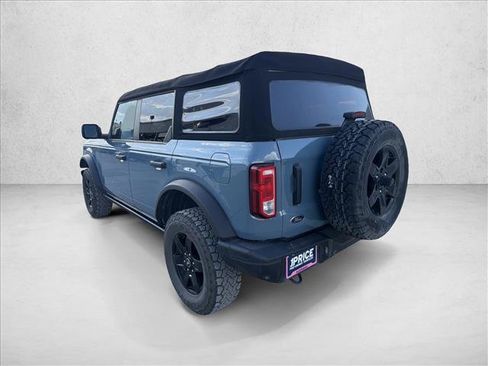 Used 2022 Ford Bronco Black Diamond AWD/4WD image 3