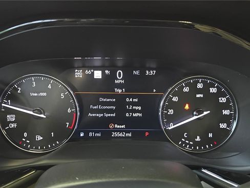 Used 2023 Buick Envision Avenir AWD/4WD image 10