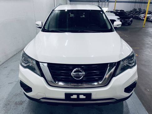 Used 2019 Nissan Pathfinder S FWD image 3