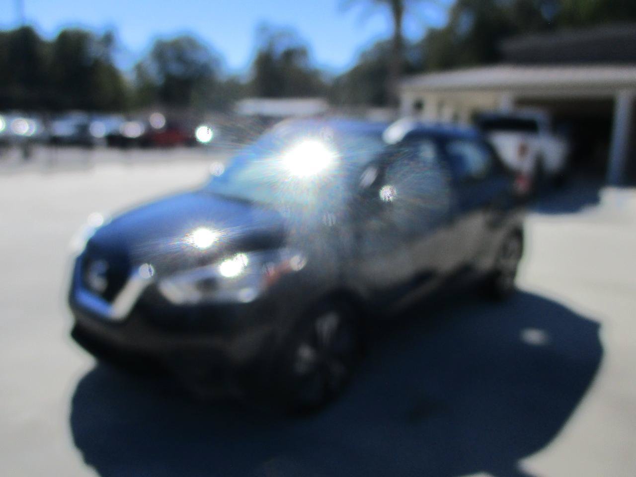 Used 2019 Nissan Kicks SV w/ Exterior Package FWD image 21