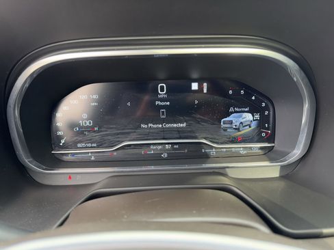 Used 2023 GMC Yukon SLT w/ Max Trailering Package image 13