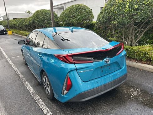 Used 2017 Toyota Prius Prime Advanced image 13
