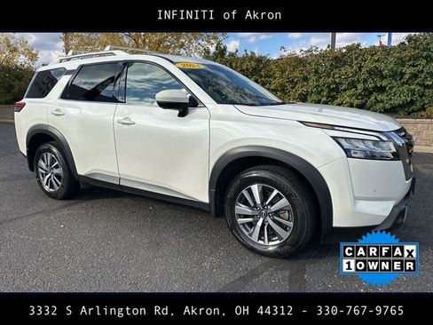 Used 2024 Nissan Pathfinder SL image 17