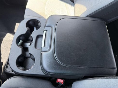 Used 2024 RAM 2500 Big Horn w/ Bed Utility Group image 25