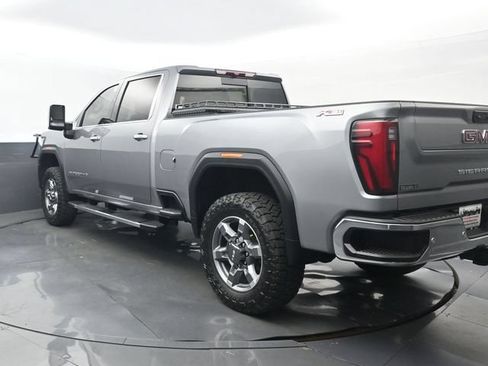Used 2025 GMC Sierra 2500 SLT w/ SLT Premium Package AWD/4WD image 3