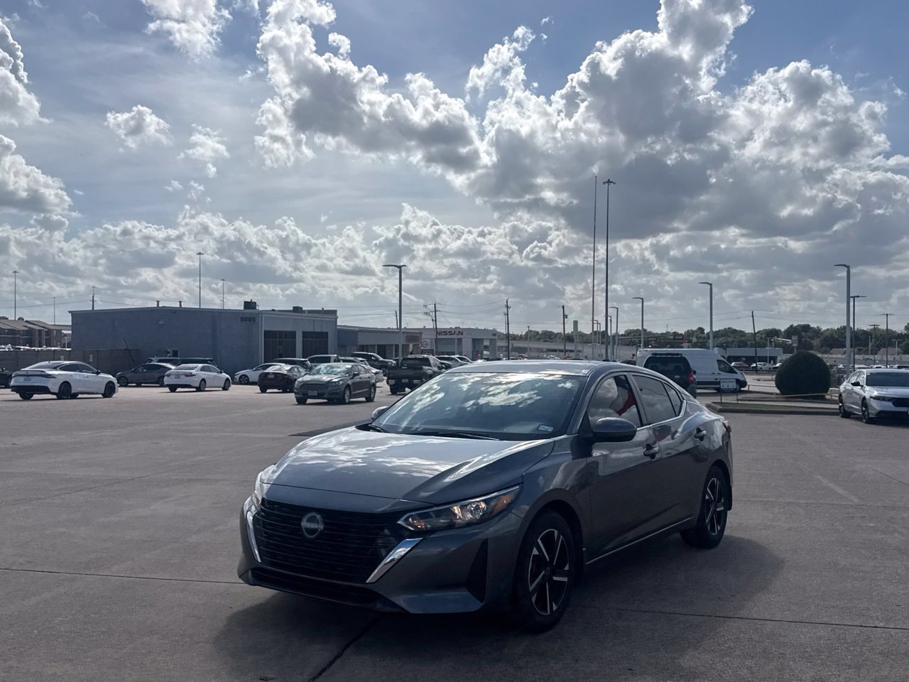 Used 2025 Nissan Sentra SV w/ Trunk Package FWD image 10