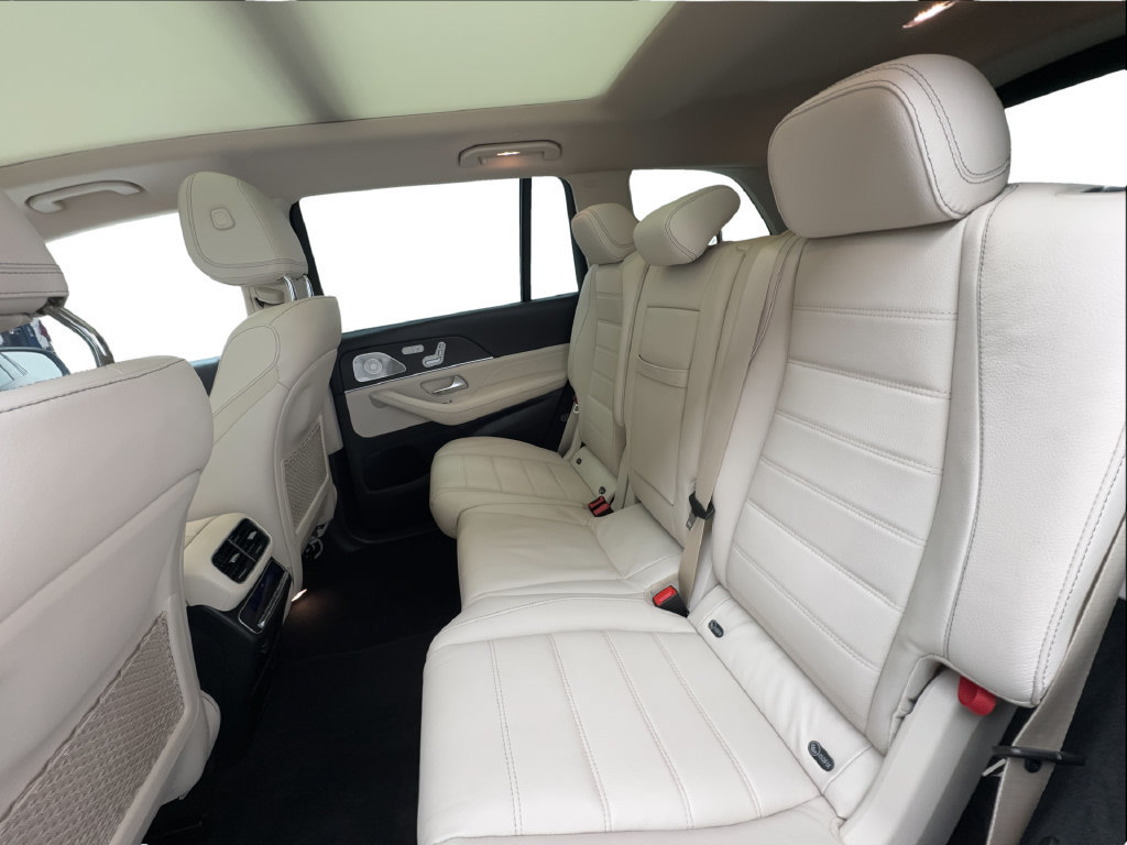 Used 2022 Mercedes-Benz GLS 450 4MATIC image 29