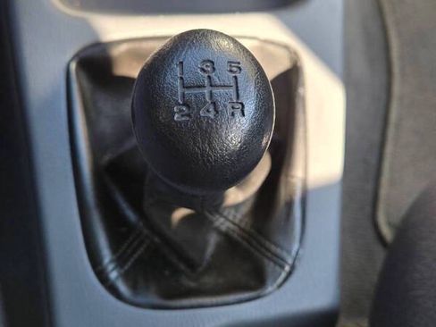 Used 2004 Subaru Impreza TS AWD/4WD image 18