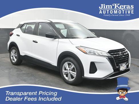 Used 2021 Nissan Kicks S FWD image 1
