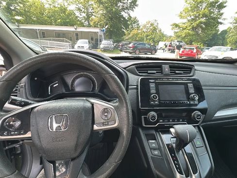 Used 2018 Honda CR-V LX image 11