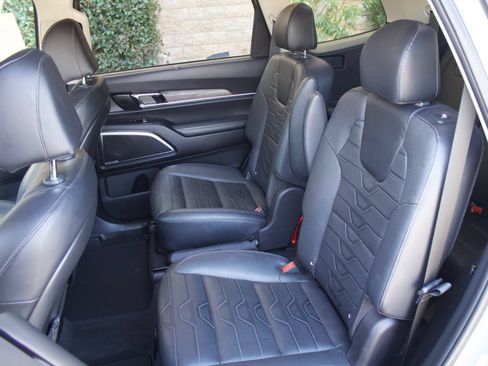 Used 2022 Kia Telluride SX w/ SX Prestige Package AWD/4WD image 20