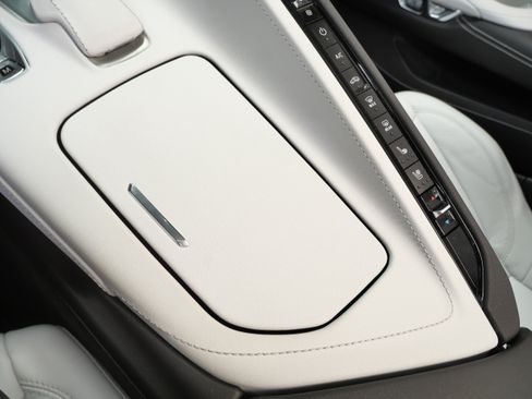 Used 2022 Chevrolet Corvette Stingray Preferred Conv w/ Z51 Performance Package RWD image 25