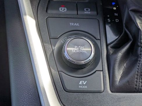 Used 2024 Toyota RAV4 XSE image 16