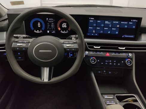 Used 2025 Hyundai Sonata SEL AWD/4WD image 22