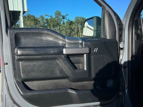 Used 2020 Ford F150 XLT w/ Equipment Group 302A Luxury image 9