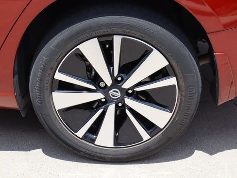 Used 2022 Nissan Altima 2.5 SV AWD/4WD image 26