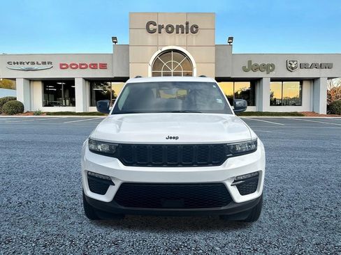 Used 2023 Jeep Grand Cherokee Limited w/ Black Appearance Package RWD image 8