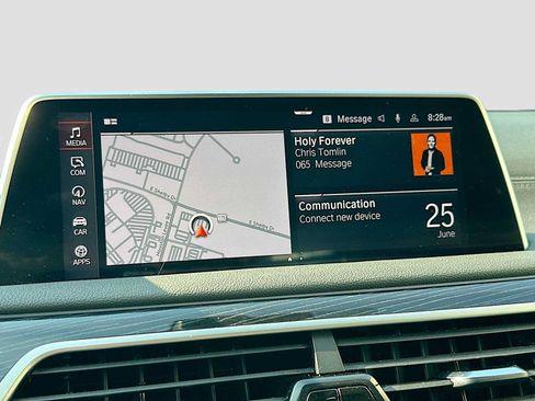 Used 2021 BMW 740i w/ Premium Package RWD image 15