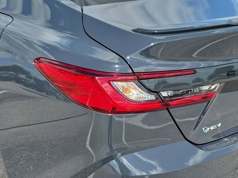 Used 2026 Toyota Camry SE w/ Convenience Package FWD image 34