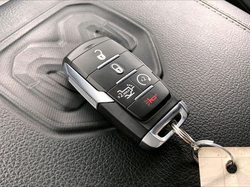 Used 2025 RAM 1500 Laramie image 13