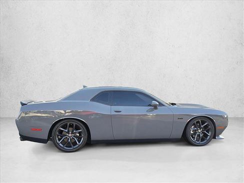 Used 2023 Dodge Challenger R/T w/ Plus Package image 4