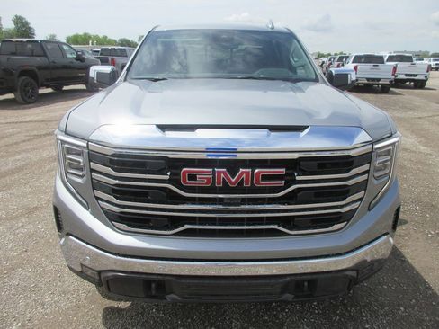 New 2026 GMC Sierra 1500 SLT w/ SLT Premium Plus Package AWD/4WD image 11