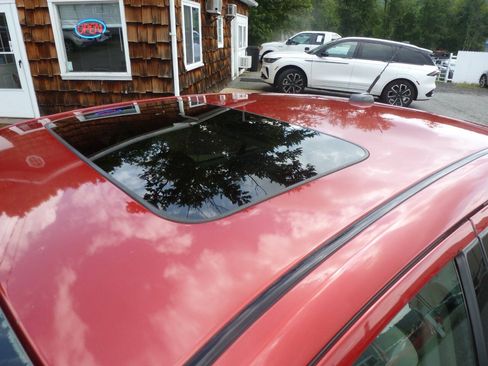 Used 2010 Ford Fusion SEL FWD image 10