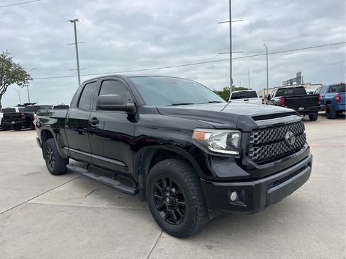 Used 2020 Toyota Tundra SR5 w/ SX Package image 3