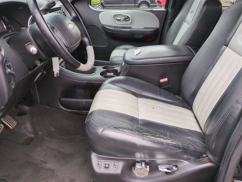 Used 2003 Ford F150 Harley-Davidson image 16