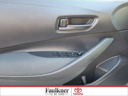 Certified 2025 Toyota Corolla LE image 12