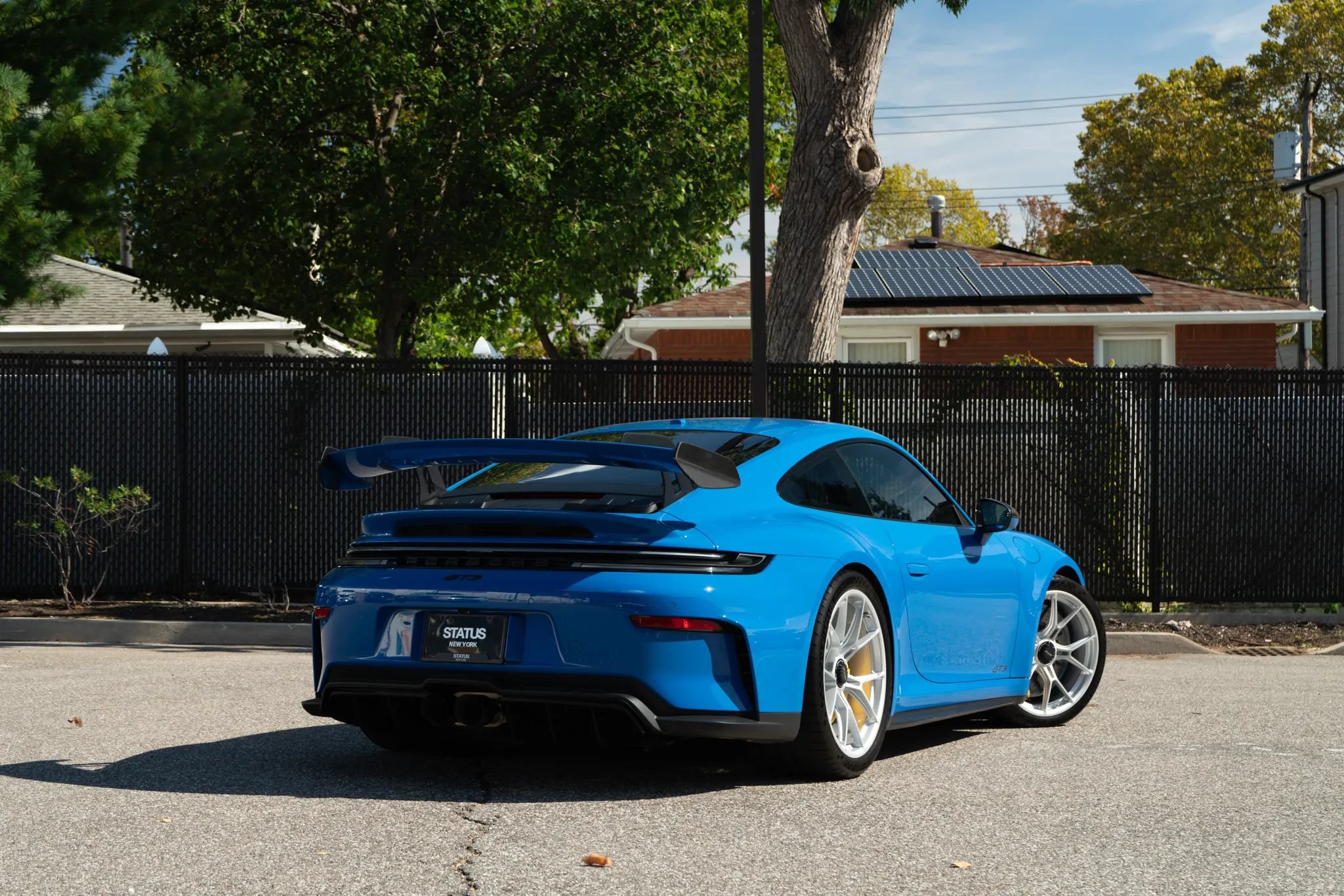 Used 2025 Porsche 911 GT3 RWD image 9